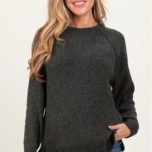 Vince Camuto Gray pullover crew neck sweater w' long raglan sleeves ( 076)